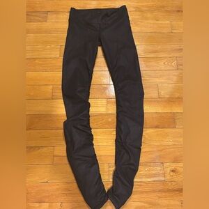 Alo High Waisted Yoga Leggings - Black (RN #87370)